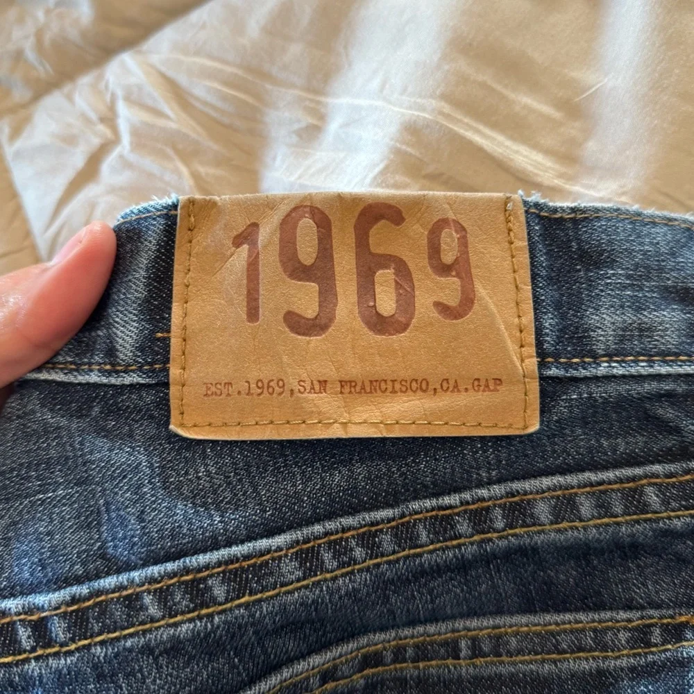 Men's Vintage Gap Loose Fit Jeans - Picture 4 of 6